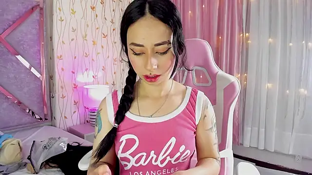 hanna  azumi online show from 3, 3, 2025