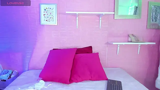 hanna  azumi online show from 27, 3, 2026