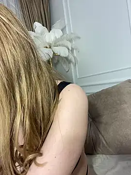 GraceCarther online show from 27, 2, 2025