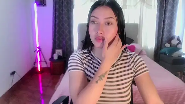 Snapshot of Emilyswan04 chatting on 21, 3, 2025 Emilyswan04 online show from 21, 3, 2025