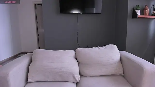 jessica tenderly online show from 17, 12, 2025