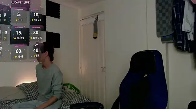 Snapshot of bryamado69 chatting on 19, 3, 2025 bryamado69 online show from 19, 3, 2025