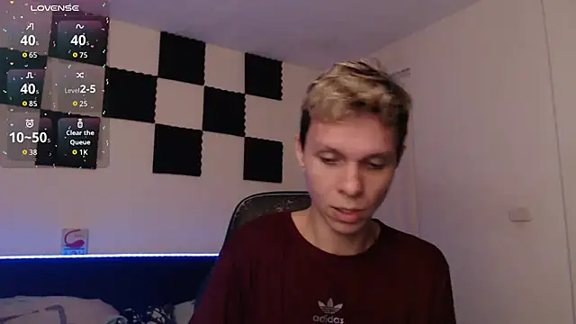 Snapshot of bryamado69 chatting on 16, 9, 2025 bryamado69 online show from 16, 9, 2025