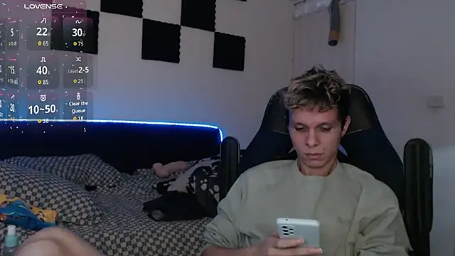 Snapshot of bryamado69 chatting on 9, 10, 2025 bryamado69 online show from 9, 10, 2025