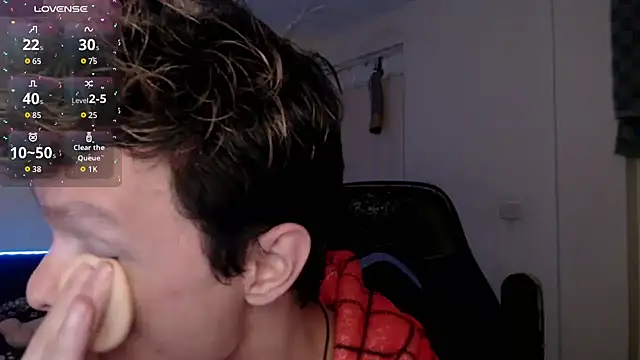 Snapshot of bryamado69 chatting on 13, 10, 2025 bryamado69 online show from 13, 10, 2025