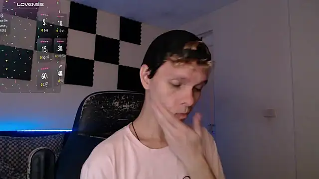 Snapshot of bryamado69 chatting on 22, 10, 2025 bryamado69 online show from 22, 10, 2025