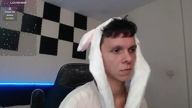 Snapshot of bryamado69 chatting on 30, 11, 2025 bryamado69 online show from 30, 11, 2025