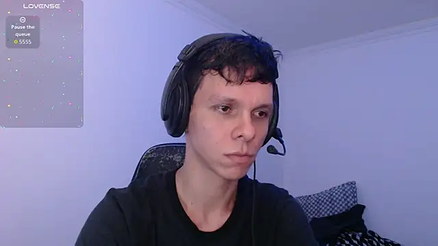 Snapshot of bryamado69 chatting on 23, 12, 2025 bryamado69 online show from 23, 12, 2025