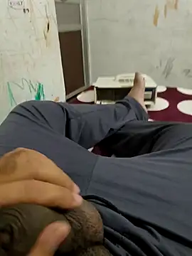 Gururonny07 online show from 5, 1, 2025