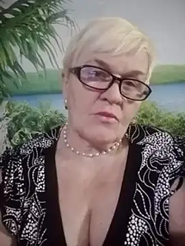 VioletSweet566 online show from 3, 12, 2024