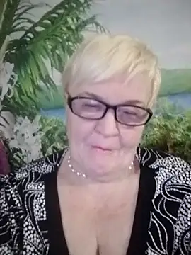 VioletSweet566 online show from 4, 12, 2024