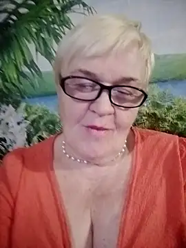 VioletSweet566 online show from 7, 12, 2024