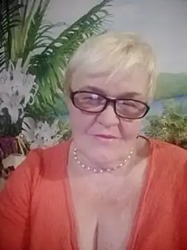 VioletSweet566 online show from 9, 12, 2024