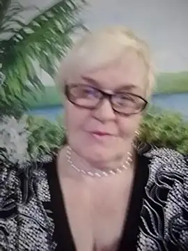 VioletSweet566 online show from 12, 12, 2024