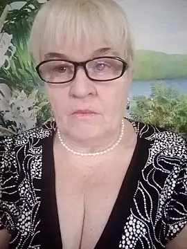 VioletSweet566 online show from 11, 2, 2025