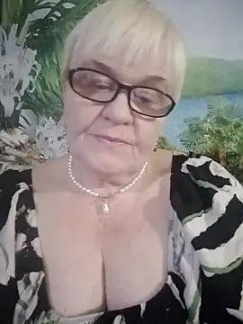 VioletSweet566 online show from 15, 2, 2025