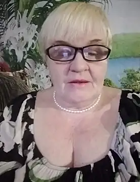 VioletSweet566 online show from 22, 2, 2025