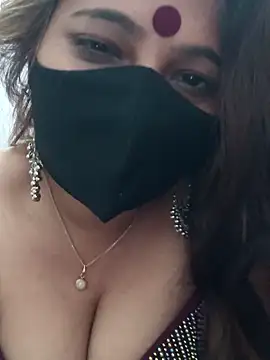 Snapshot of BongQueen9 chatting on 3, 2, 2026 BongQueen9 online show from 3, 2, 2026