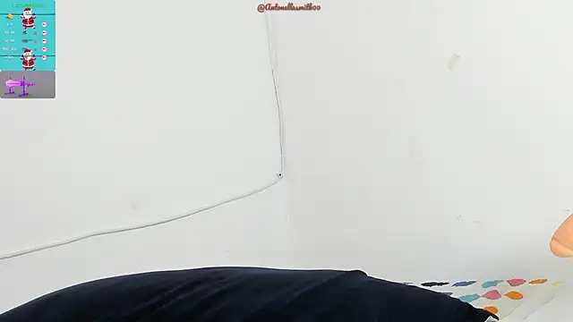 Snapshot of Antonellasmith00 chatting on 10, 1, 2025 Antonellasmith00 online show from 10, 1, 2025