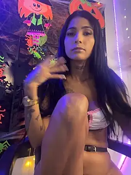 Snapshot of Antonellasmith00 chatting on 21, 10, 2025 Antonellasmith00 online show from 21, 10, 2025