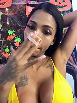 Snapshot of Antonellasmith00 chatting on 25, 10, 2025 Antonellasmith00 online show from 25, 10, 2025