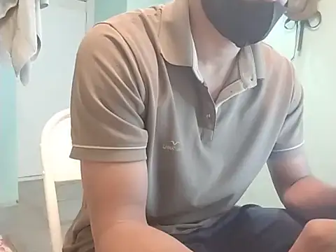 Snapshot of vicky0805 chatting on 17, 3, 2025 vicky0805 online show from 17, 3, 2025