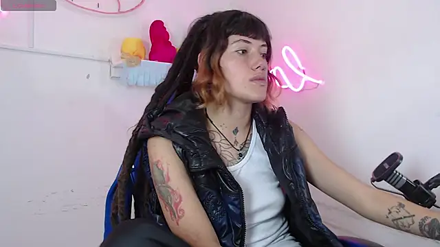 Snapshot of _sharlotte777 chatting on 5, 12, 2025 sharlotte777 online show from 5, 12, 2025