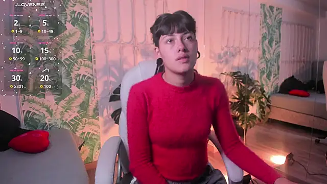 Snapshot of _sharlotte777 chatting on 15, 12, 2025 sharlotte777 online show from 15, 12, 2025