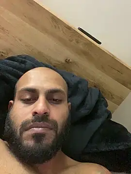 islandvybee55 online show from 19, 3, 2026