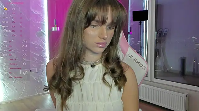 Snapshot of aesthetics__tease chatting on 11, 10, 2025 aesthetics tease online show from 11, 10, 2025