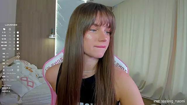 Snapshot of aesthetics__tease chatting on 4, 11, 2025 aesthetics tease online show from 4, 11, 2025