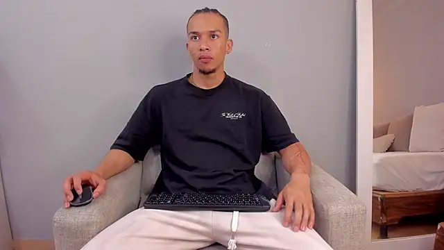 Snapshot of Dominick_star chatting on 9, 11, 2025 Dominick star online show from 9, 11, 2025