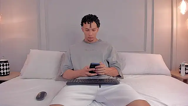 Snapshot of Dominick_star chatting on 20, 11, 2025 Dominick star online show from 20, 11, 2025