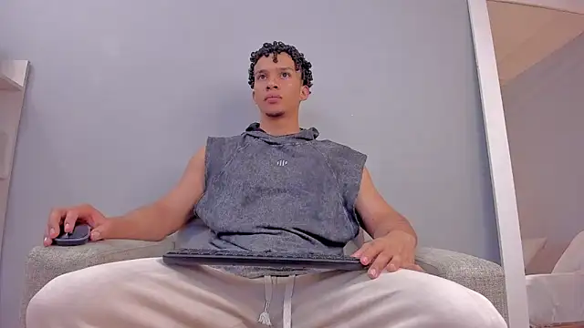 Snapshot of Dominick_star chatting on 21, 11, 2025 Dominick star online show from 21, 11, 2025