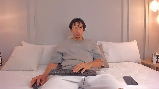 Snapshot of Dominick_star chatting on 2, 12, 2025 Dominick star online show from 2, 12, 2025