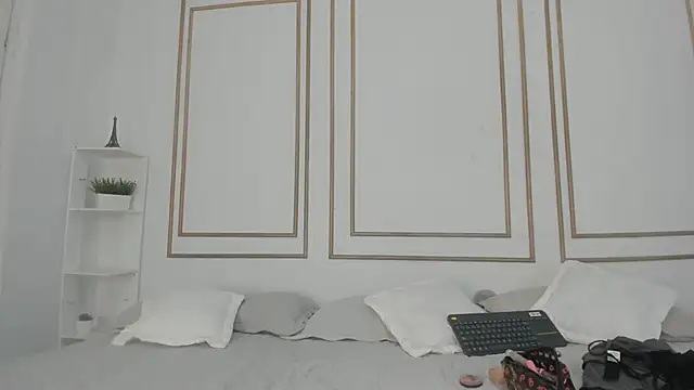 Snapshot of natalia_aguirre1 chatting on 18, 2, 2025 natalia aguirre1 online show from 18, 2, 2025