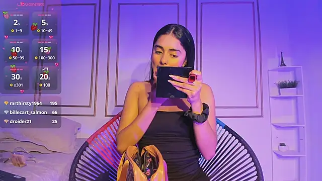 Snapshot of natalia_aguirre1 chatting on 9, 3, 2025 natalia aguirre1 online show from 9, 3, 2025