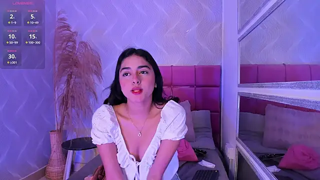 Snapshot of natalia_aguirre1 chatting on 17, 3, 2025 natalia aguirre1 online show from 17, 3, 2025