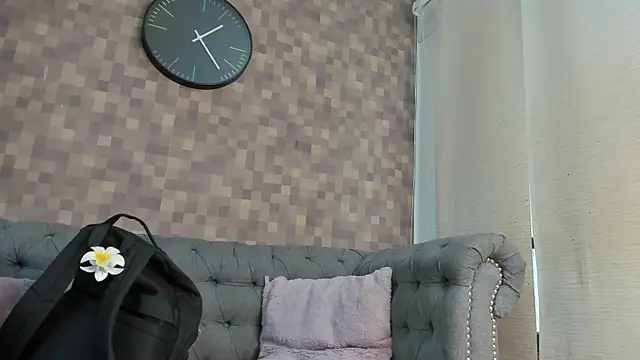 Snapshot of natalia_aguirre1 chatting on 18, 9, 2025 natalia aguirre1 online show from 18, 9, 2025