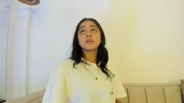 Snapshot of natalia_aguirre1 chatting on 13, 10, 2025 natalia aguirre1 online show from 13, 10, 2025