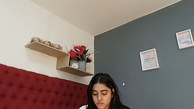 Snapshot of natalia_aguirre1 chatting on 30, 11, 2025 natalia aguirre1 online show from 30, 11, 2025