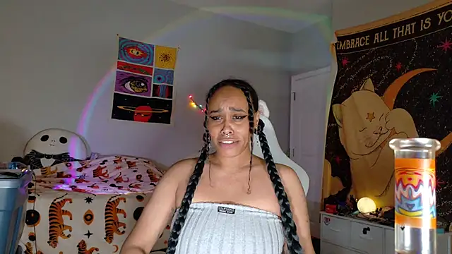 loveluna8 online show from 8, 2, 2025