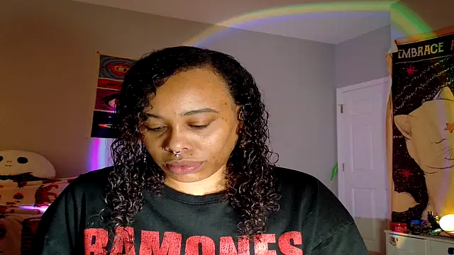 loveluna8 online show from 9, 2, 2025