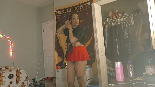 loveluna8 online show from 12, 2, 2025