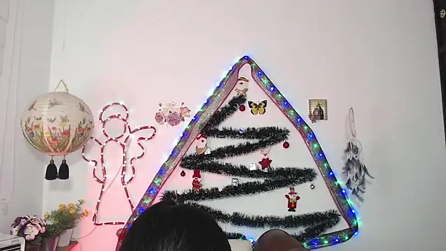 FernandaEloisa online show from 27, 12, 2024