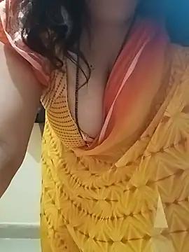 Snapshot of MONA_DARLING31 chatting on 23, 7, 2026 MONA DARLING31 online show from 23, 7, 2026
