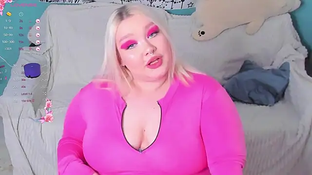 LilyBelll online show from 4, 1, 2025