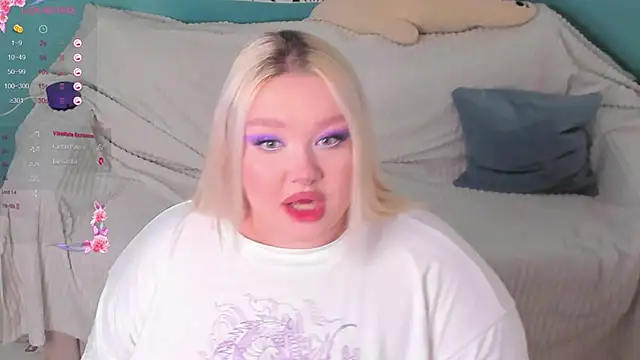 LilyBelll online show from 13, 1, 2025