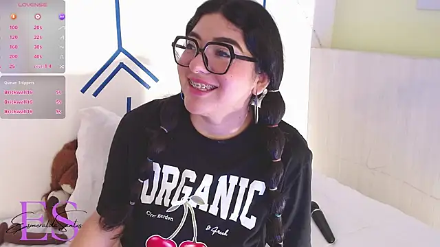 Snapshot of EsmeraldaSantoss chatting on 30, 12, 2024 EsmeraldaSantoss online show from 30, 12, 2024