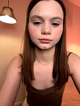 Snapshot of its_me_lissa_ chatting on 14, 10, 2025 its me lissa online show from 14, 10, 2025